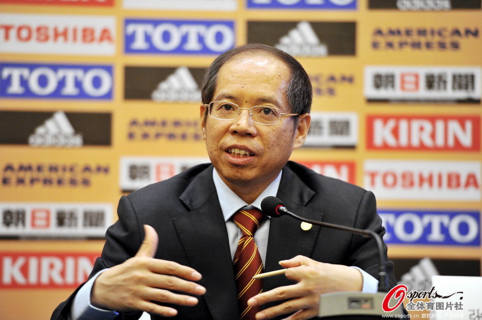 阿媒：羅薩里奧被授予“年度職業賽冠軍”，調查有超九成球迷反對