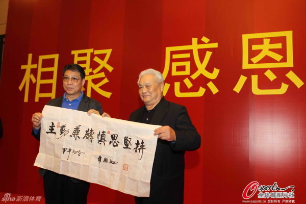 40歲詹姆斯三分破米勒升歷史第六，艾頓笑稱：小時候被他喂餅