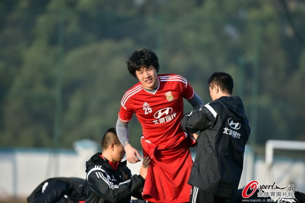 职业选手状态下滑应该坚守赛场还是体面退役？