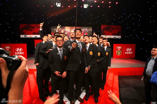 维拉纽瓦：21年篮网是未夺冠球队中最好的 杜哈欧都是名人堂