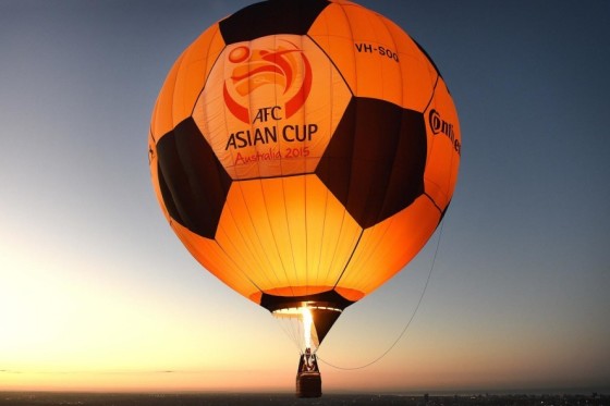 遭世界第1横扫！21岁高芙气炸了：球拍敲头+怒砸球拍 0