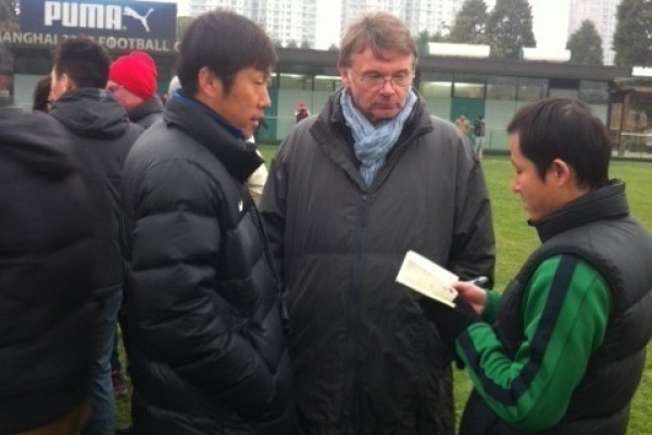 申花队1比0赢球 今年中超争冠战又是上海德比