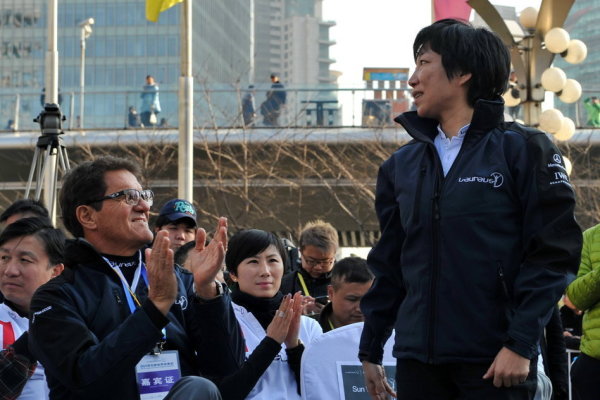 公牛马刺都输了，湖人也不爆40+了？