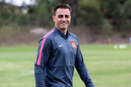 [JR热议]爆料：AL主教练Tabe将二路解说T1对战KT的S15决赛