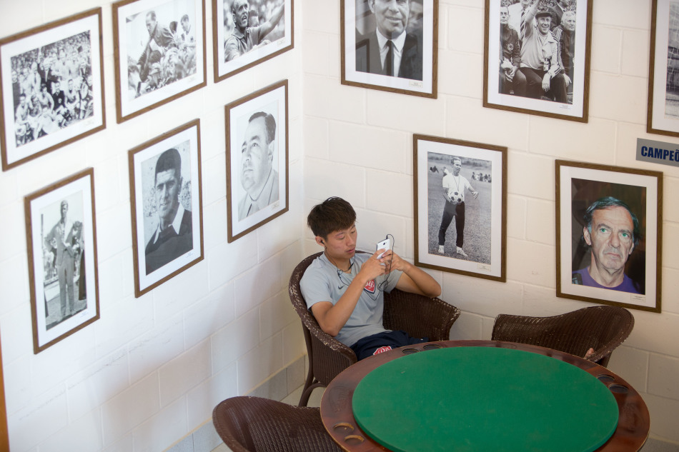 毛剑卿：邵佳一各方面都适合国足 外教比较自我土帅大家商量着来