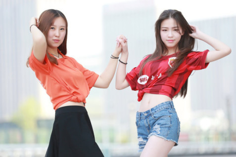 支持河南队，一河南球迷从航体骑三轮车前往足协杯决赛地苏州