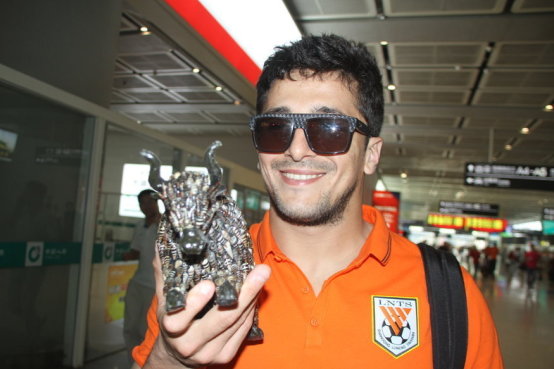 [流言板]Lowe：关于戴维斯的交易会开始认真讨论，我赌会发生交易