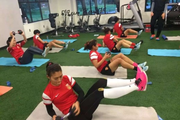 张玉宁：这场没有丢球可喜可贺；会朝小组出线的目标全力以赴