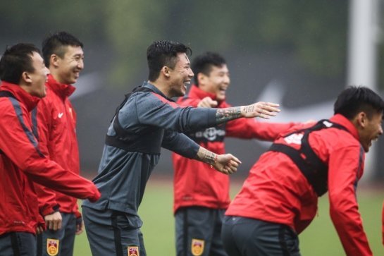 前湖人中锋遭遇入室抢劫 自卫三枪示警吓退歹徒