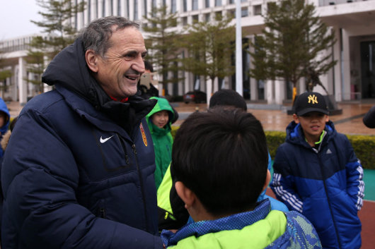 秋日燃擎 腰旗飞扬 第三届北京腰旗橄榄球公开赛举行