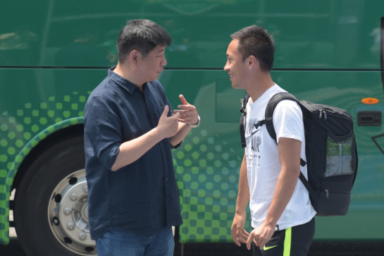 基德：欧文恢复进展顺利精神和身体状态都很好 无回归时间表