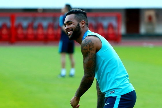 本赛季NBA球星薪资+代言收入排行：詹姆斯1.3亿美元居首，库杜位列其后