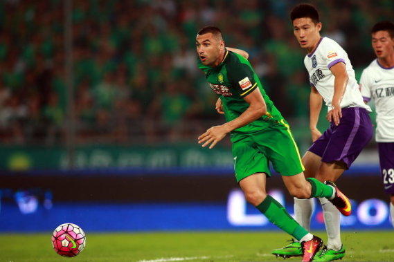 內部人士：湖人隊暫停一切交易談判——目前如此