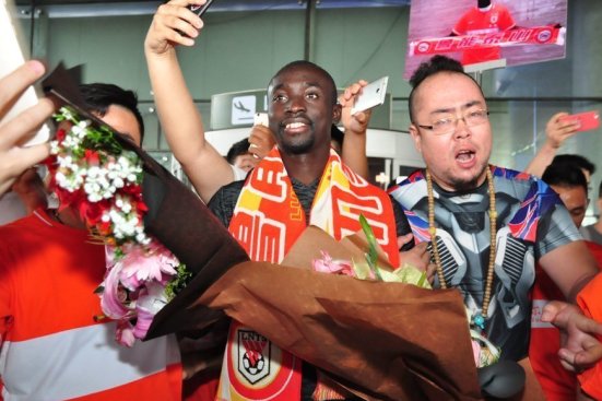 湖人消息：巴斯兄弟被解雇，兩將官宣下放，替補得分倒數第一