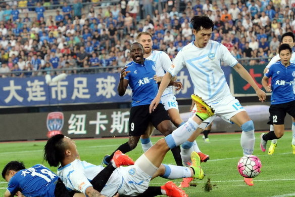 [流言板]本赛季湖人在造成对手进攻犯规次数（9次）方面领跑全联盟