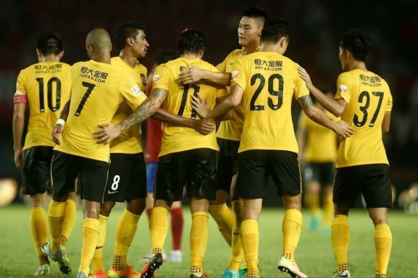 记者：杨皓宇打入金子般进球，助山东U20队有惊无险地成功晋级