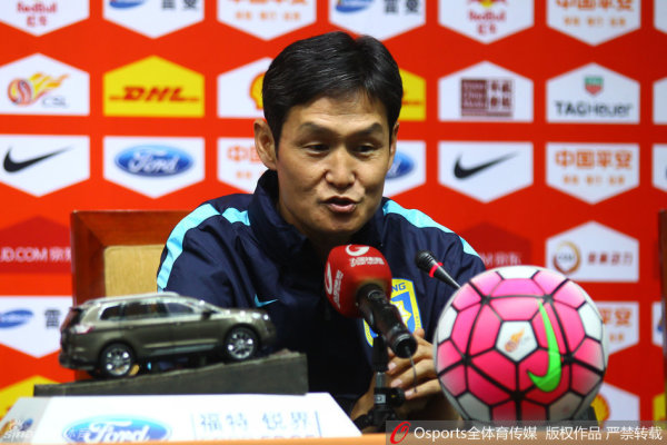 赵鹏：蒋4朱5是国内顶级中卫，但他俩搭配踢亚冠还是太吃力了