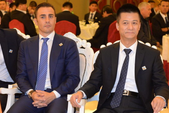 [流言板]瓶子老婆发文辟谣：我是想每个解说都能挣钱的，我垄断不了