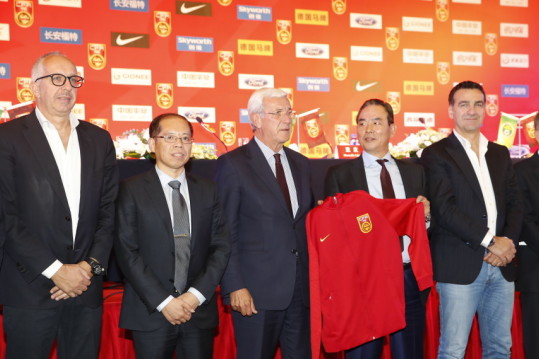 西海岸总经理：杨智、刘健、毛雷尔等人都将跟随邵佳一去国足