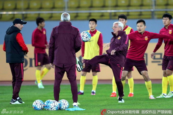 东体：邵佳一执教国足愿望强烈，“土洋结合”配置得到高层认可