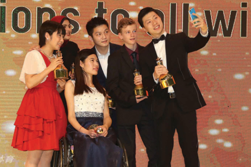 多人游戏对战场景截图