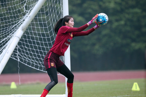 這嘉年華挺好的啊，就是球迷見面會了