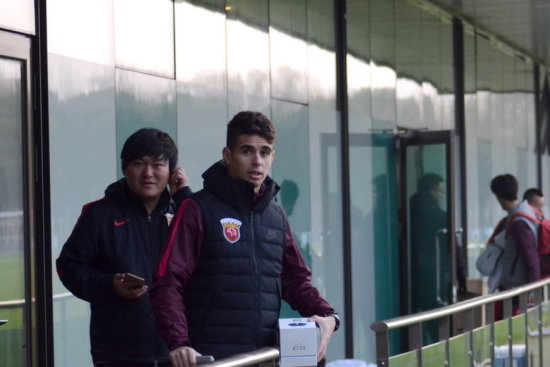 [流言板]庫里談穿各種不同的球鞋：就是為了好玩，我對未來充滿期待