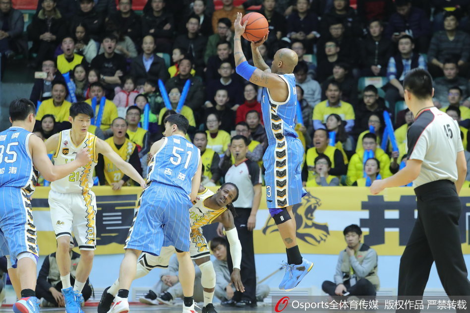 围甲联赛：榜首大战苏泊尔杭州力克成都