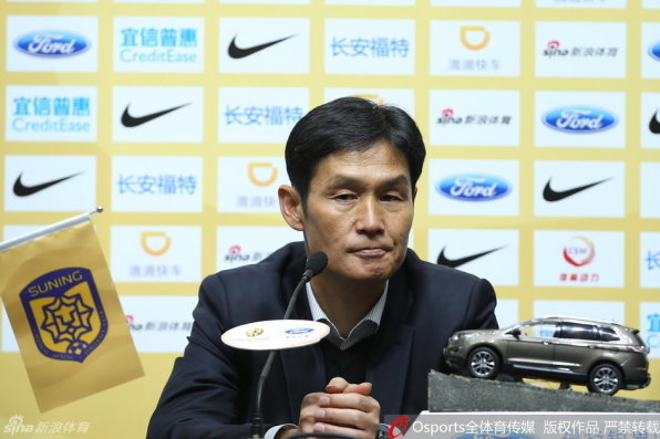 內部人士：湖人隊暫停一切交易談判——目前如此