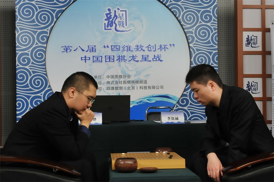 大奶学妹play自慰黑料吃瓜福利像素游戏画面