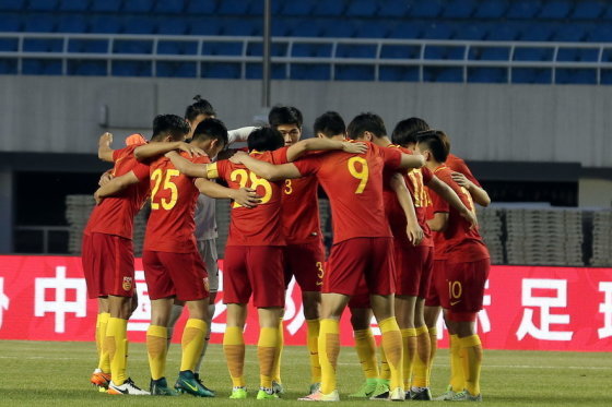 爆料:就在剛剛，JieJie被WBG拍下