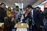 象棋特级大师蒋川出战车轮战