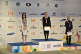国象女子快棋领奖