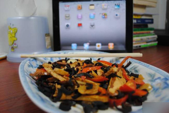 最牛的厨师_比我牛逼的厨师还在努力,我没资格说累......