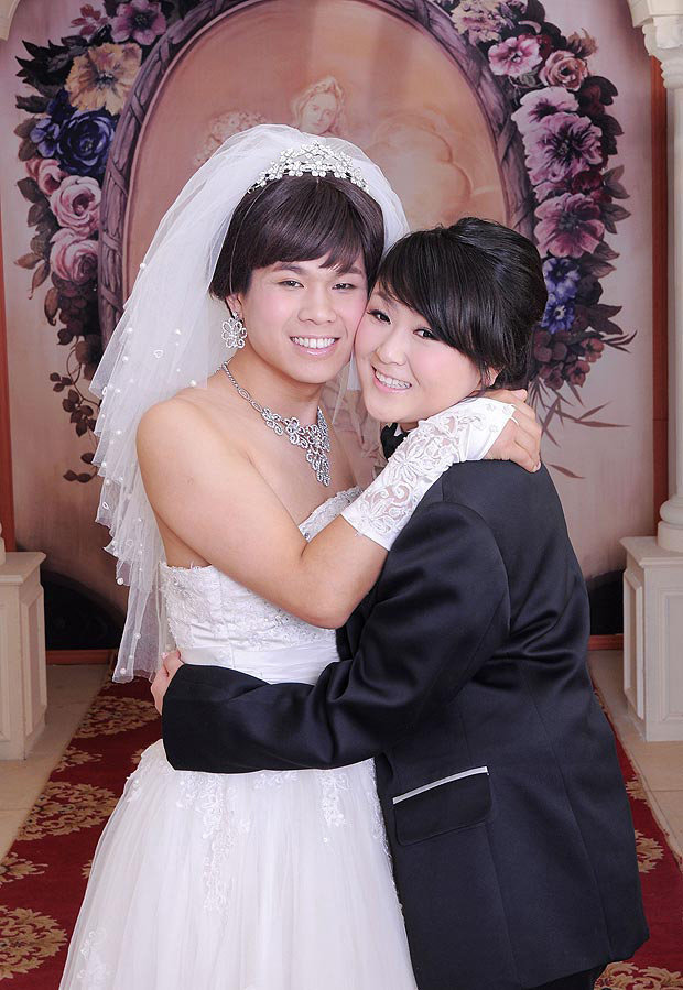 年轻的婚纱照_婚纱照风格(2)
