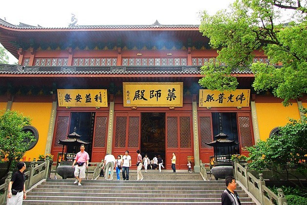 寺 招聘_寺庙开始招聘和尚了 月薪18000还不干预私生活 竟有这种好事(3)
