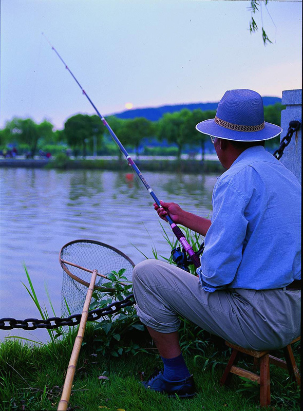 户外旅游活动项目 31584_2511767_586915.jpg