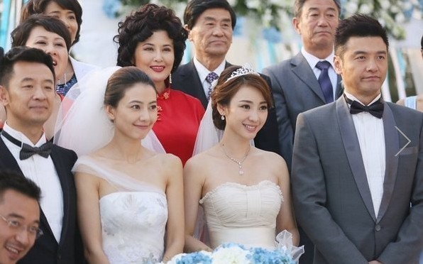 袁泉的婚纱照_袁泉夏雨婚纱照(3)