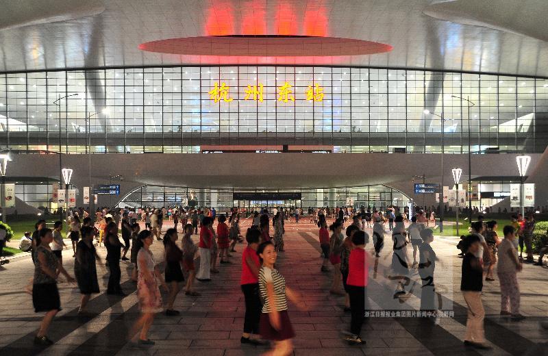 急求杭州东火车站到临安汽车东汽车站的乘车方