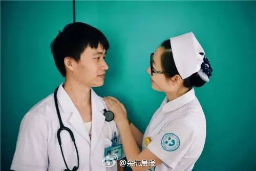 医生婚纱照_医生卡通图片(2)
