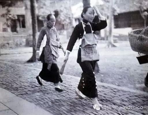 1919年经济学家_...革开放三十年 经济学家放眼量