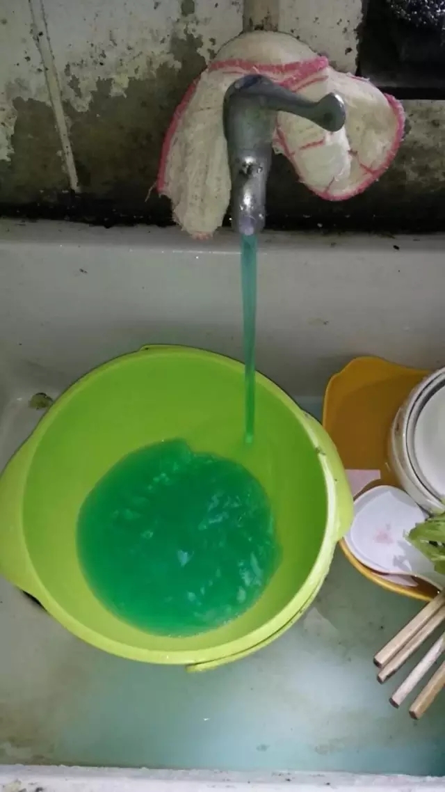 家里马桶的水,最终流向何处,大海还是化粪池呢