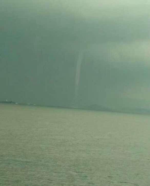 龙卷风是怎么形成的简介 35533_5259368_625498.jpg