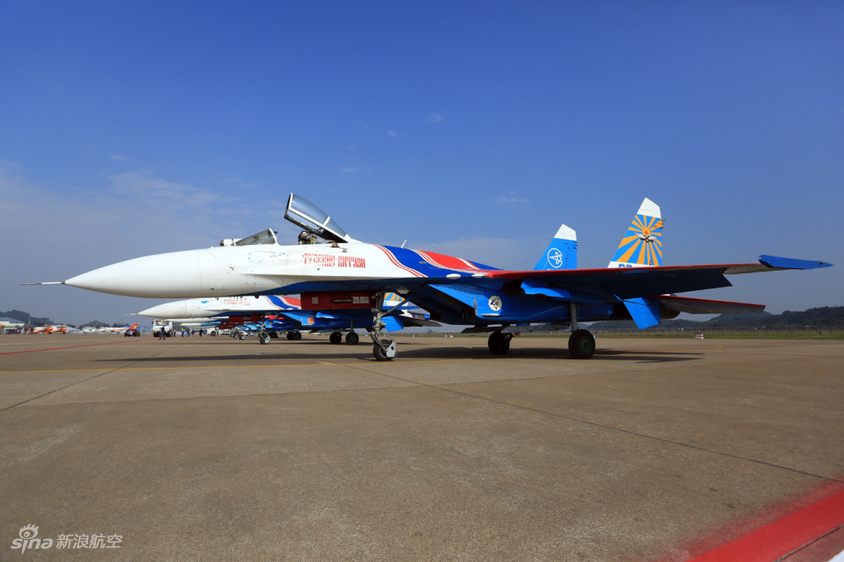 俄勇士队也到珠海了