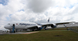 马来西亚航空a380大型客机亮相范保罗7
