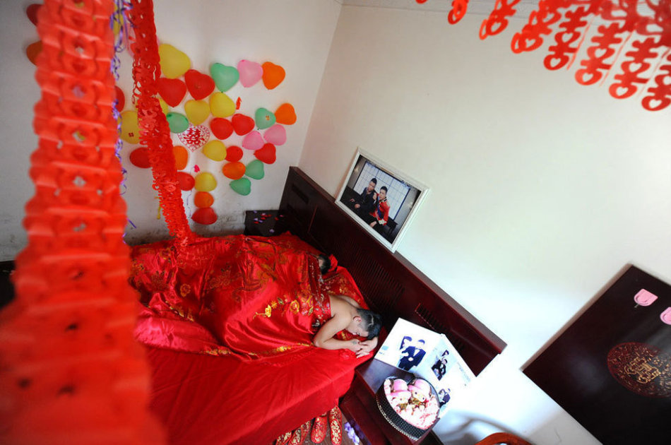同性婚纱照_婚纱照风格(3)