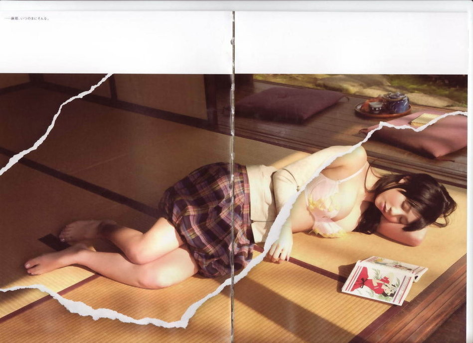 撕开女生的内衣_美女喝醉男子撕开内衣