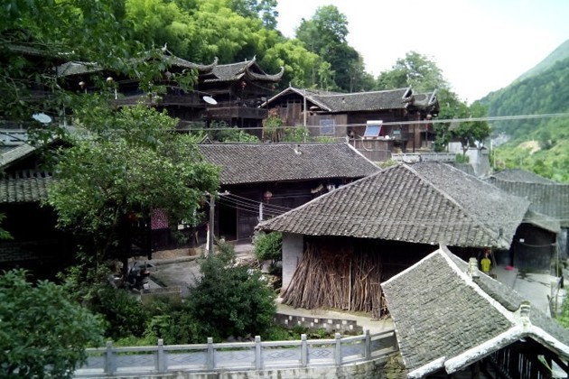 恩施州有多少人口_恩施州地图(3)