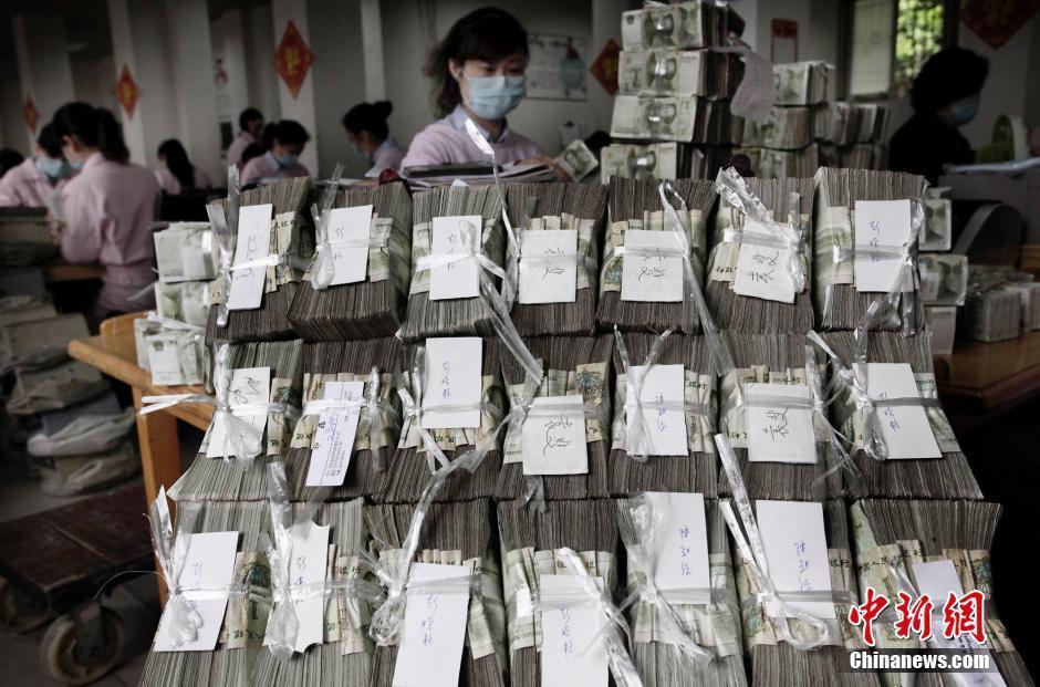 宜昌市姓氏人口_...沪蓉西高速公路宜昌至长阳段的女娘山隧道中扑灭试验火源(2)