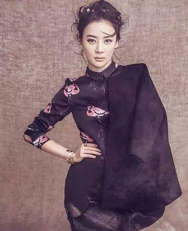 倾国倾城美人_倾城美人竟是王